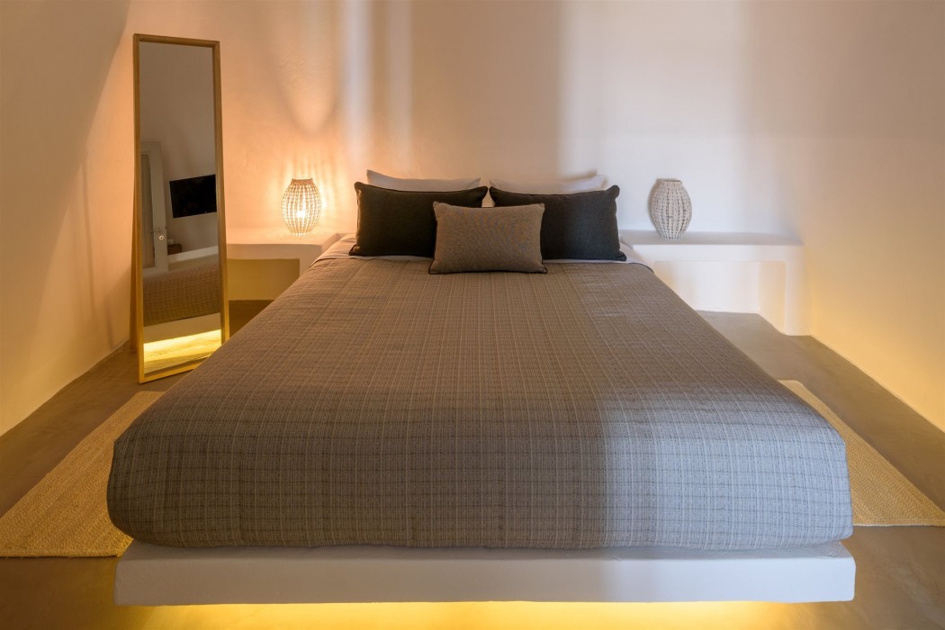 Senses Luxury Houses 53/106