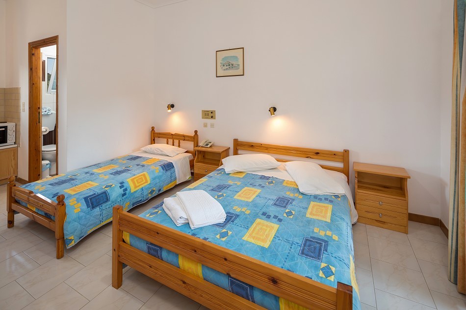 Christina Villa 24/40