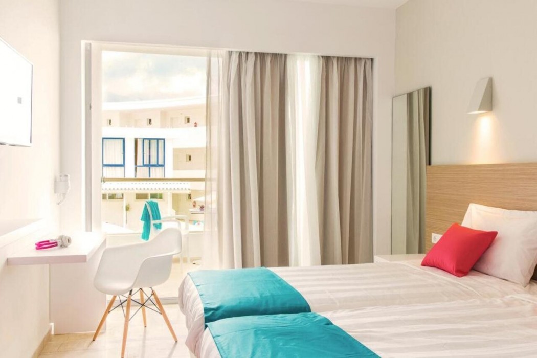 Nasos Hotel and Resort 8/26