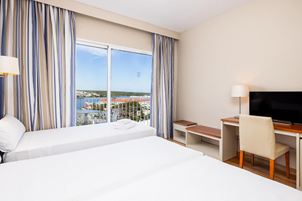 Indigo Menorca 30/69