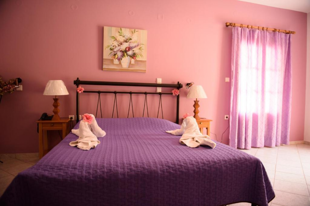Room at Amphitrite Apartments, KALYMNOS