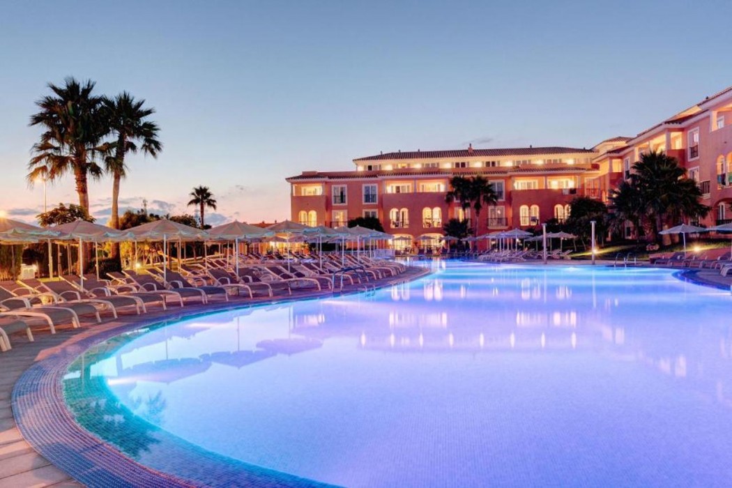 Grupotel Macarella Suites and Spa 24/51