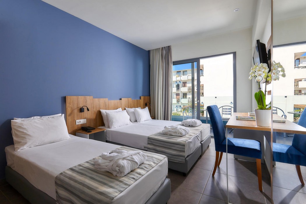 Pollis Hotel 17/31