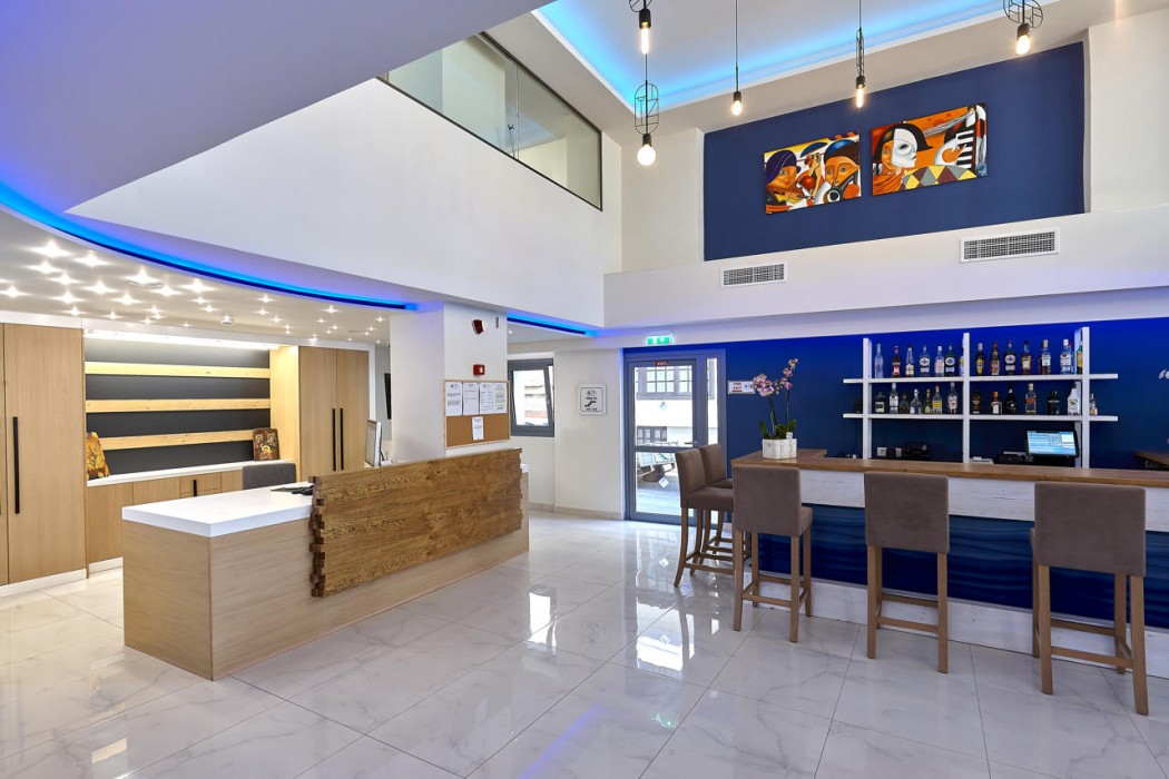 Pollis Hotel 28/31