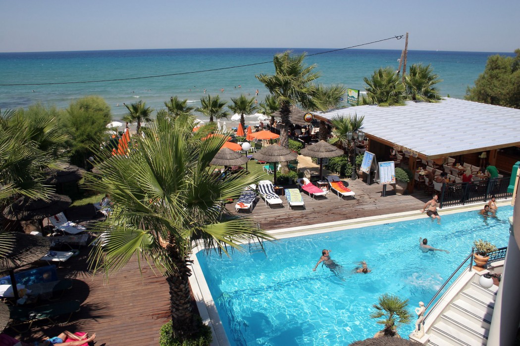 Phoenix Beach Hotel 43/72