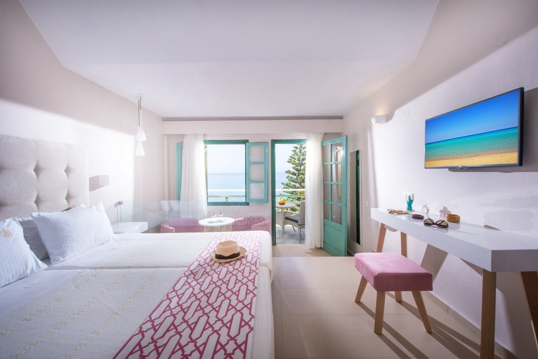 Petra Beach Hotel 48/68