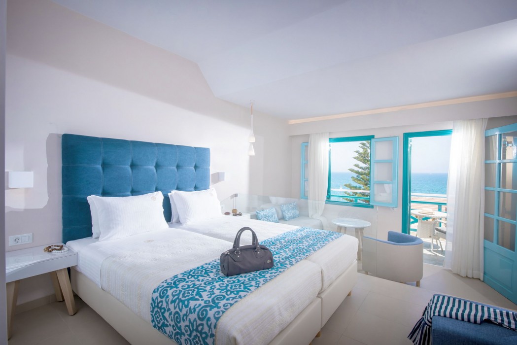 Petra Beach Hotel 40/68