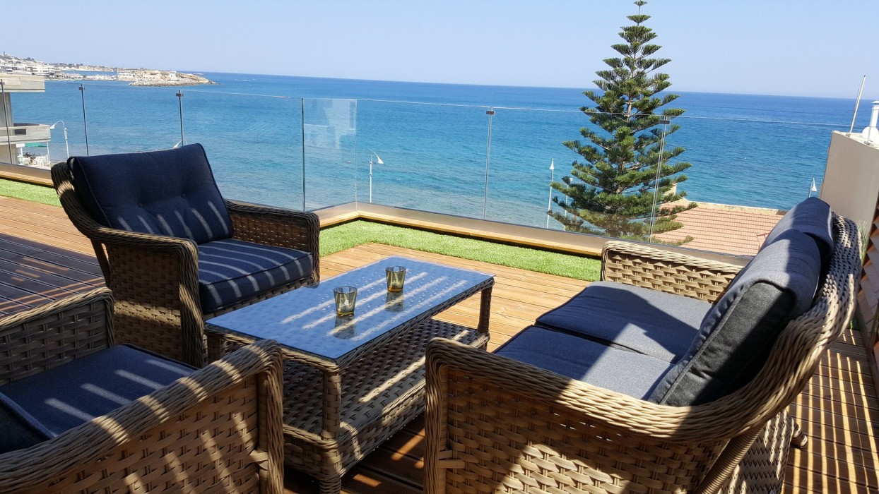 Petra Beach Hotel 33/68