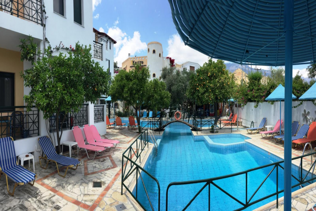 Kastro Studios And Apartments 28/57