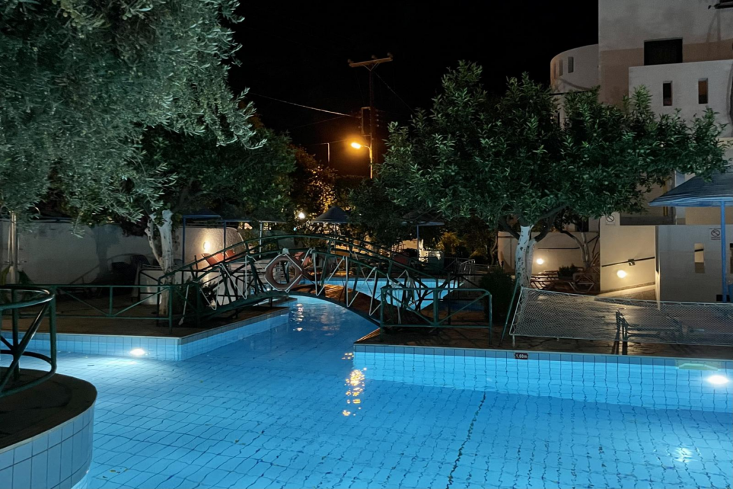 Kastro Studios And Apartments 27/57