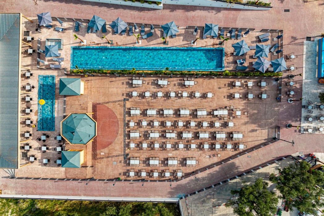 Caretta Paradise Resort & WaterPark 10/86