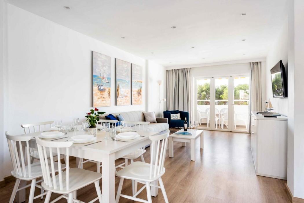 Vistamar Apartments 10/17