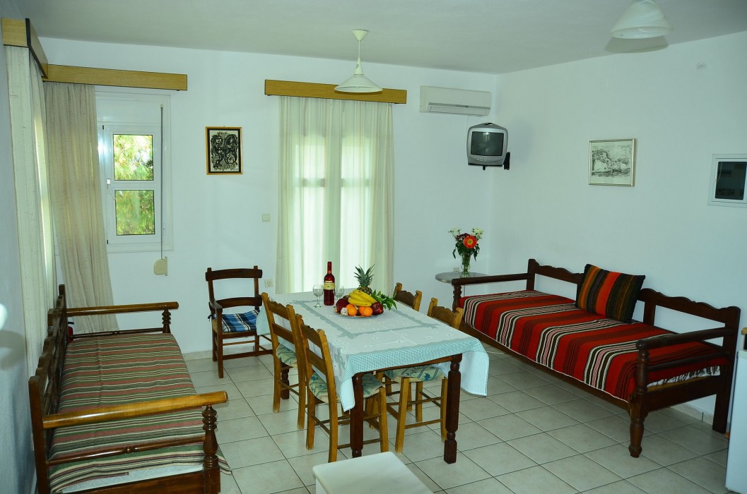 Poppy Villas 28/84