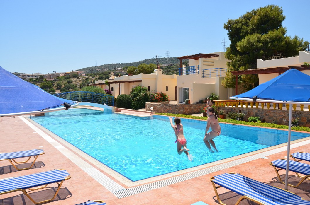 Poppy Villas 19/84