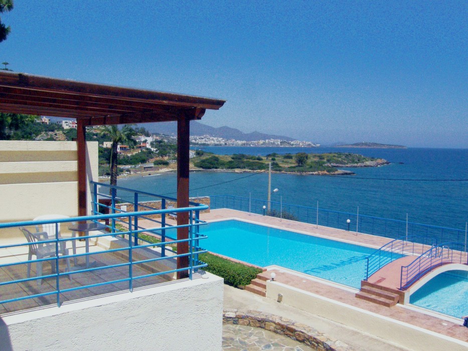 Poppy Villas 48/84