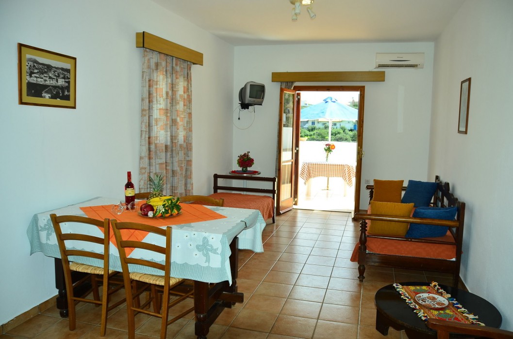 Poppy Villas 25/84