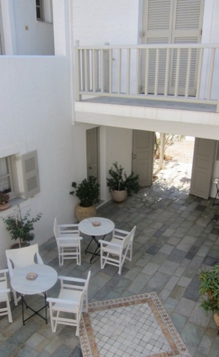 Despinas Rooms And Apartments 43/95
