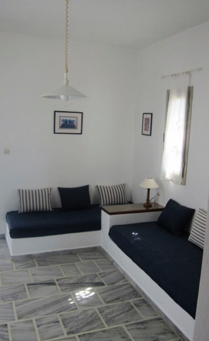 Despinas Rooms And Apartments 27/95