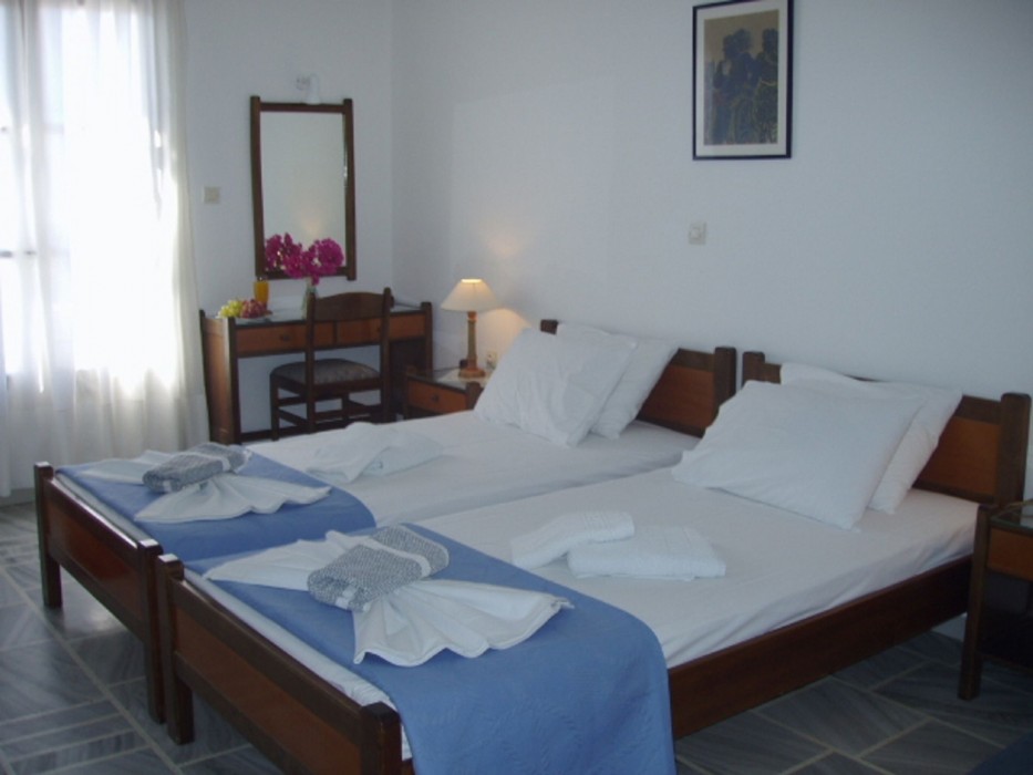 Despinas Rooms And Apartments 25/95
