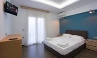 Paradise Resort 19/100