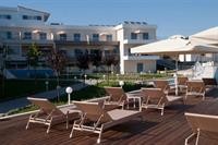 Paradise Resort 24/100