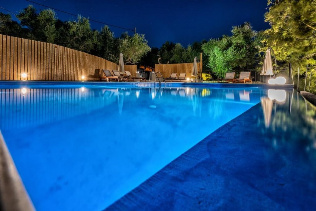 Ilyessa Cottages 6/29