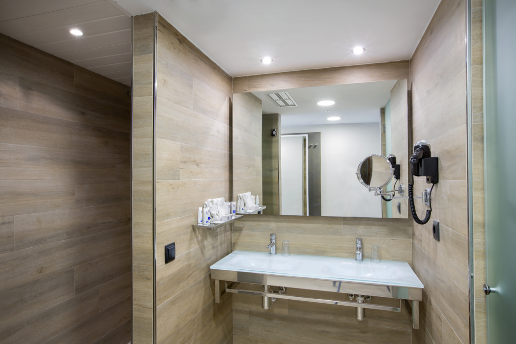 Mar Hotels Playa de Muro Suites 28/56