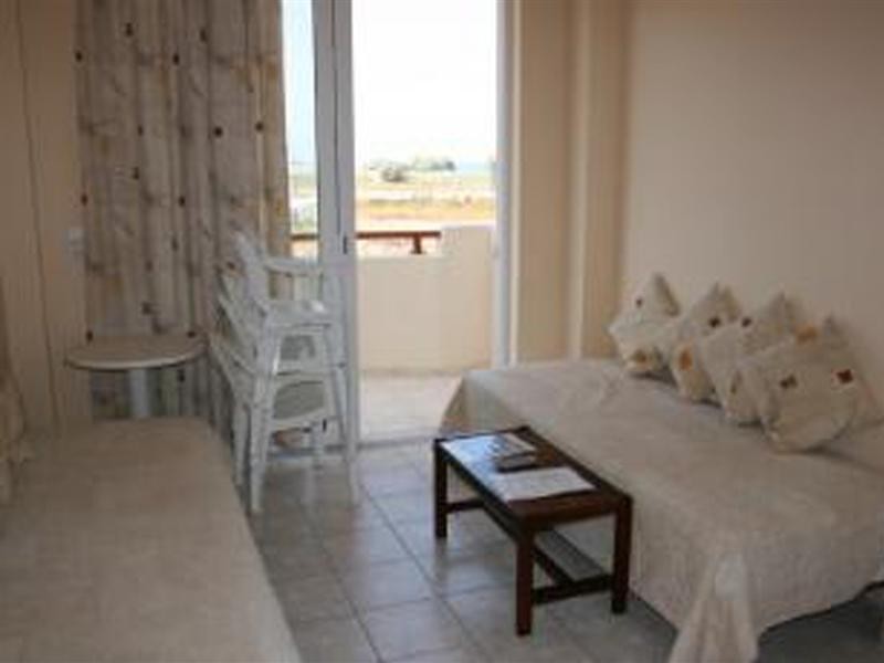 Danaos Beach Apartments 10/21