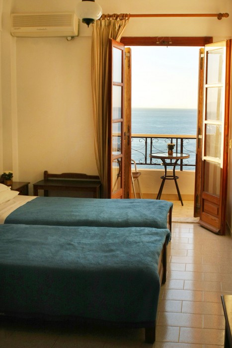 Kastro Hotel 41/100