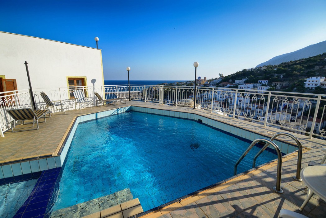 Kastro Hotel 35/100