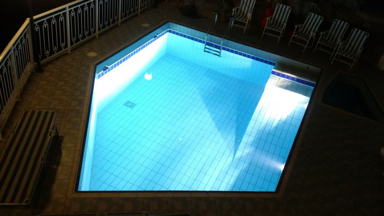 Kastro Hotel 54/100