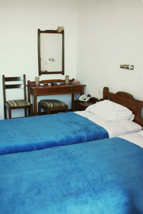 Kastro Hotel 34/100