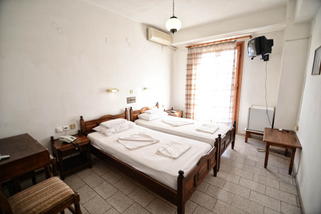 Kastro Hotel 44/100