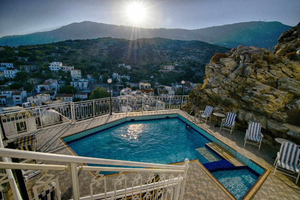 Kastro Hotel 31/100