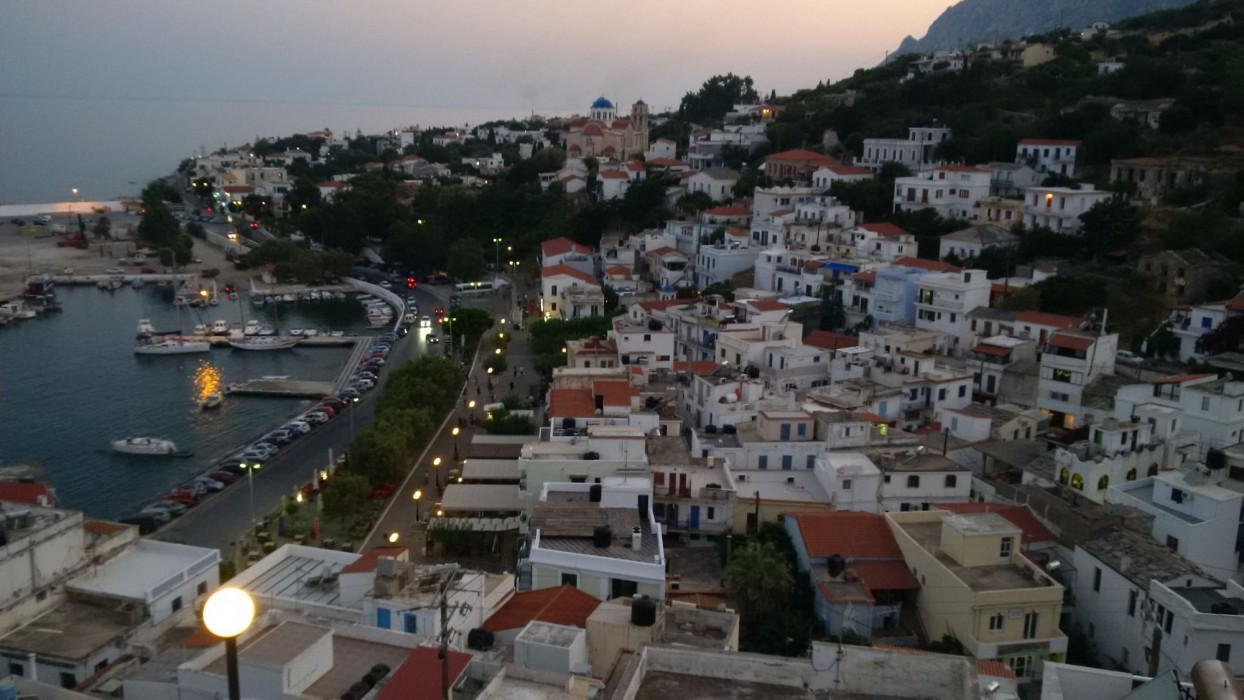 Kastro Hotel 55/100