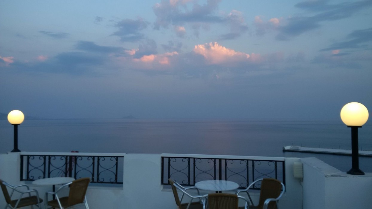 Kastro Hotel 43/100
