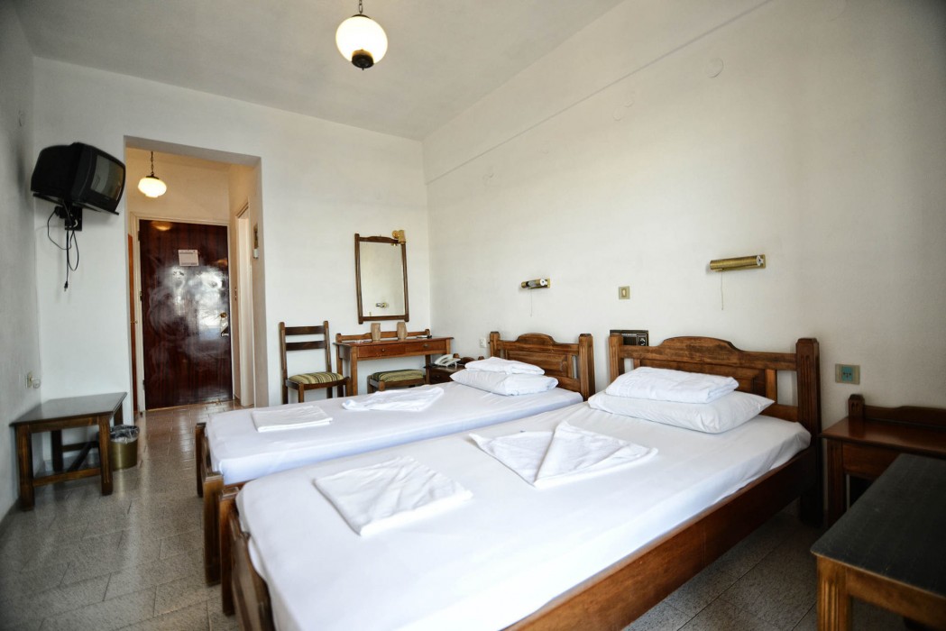 Kastro Hotel 47/100