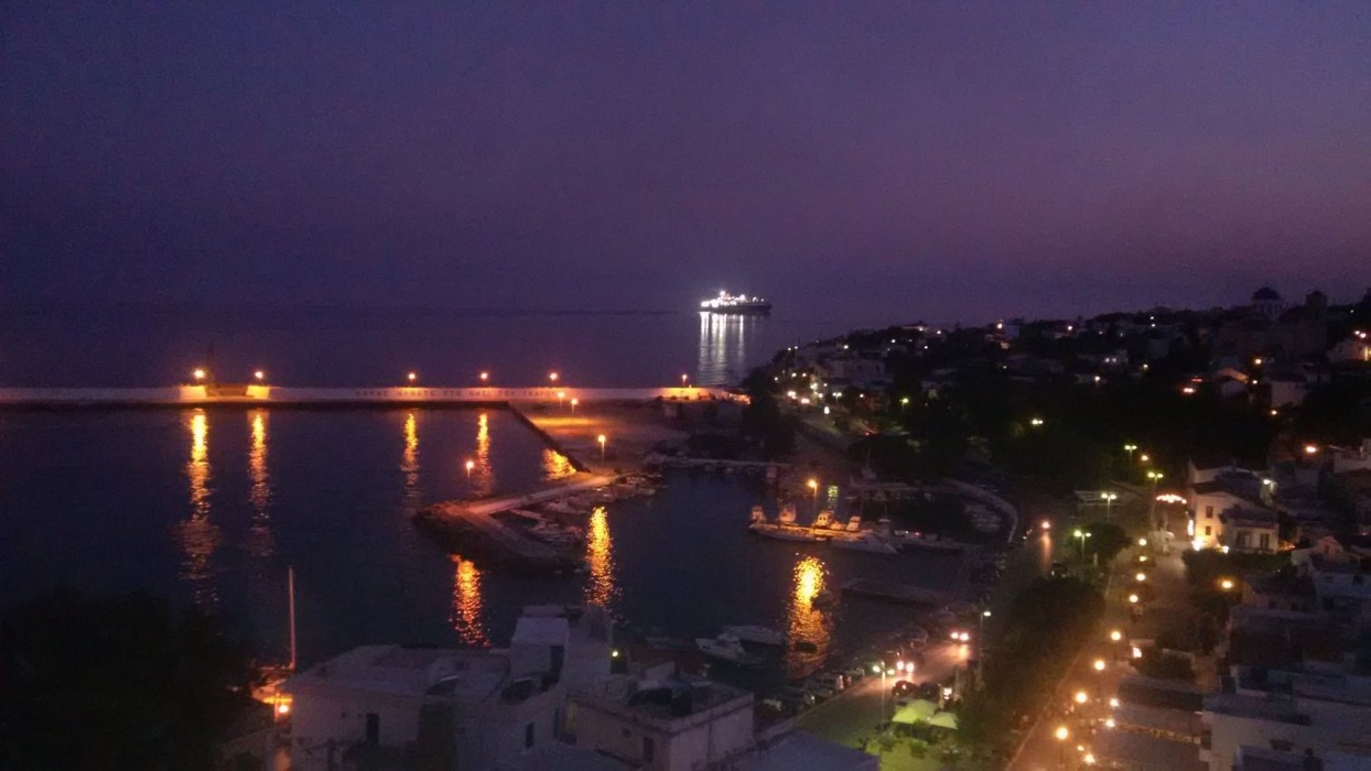Kastro Hotel 27/100