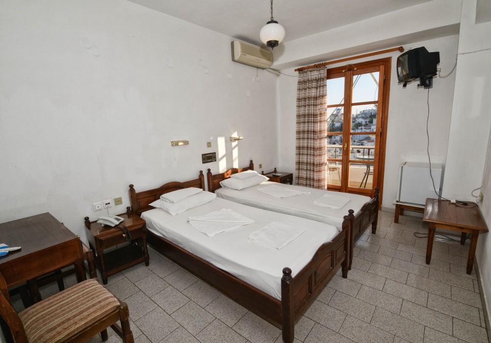 Kastro Hotel 20/100
