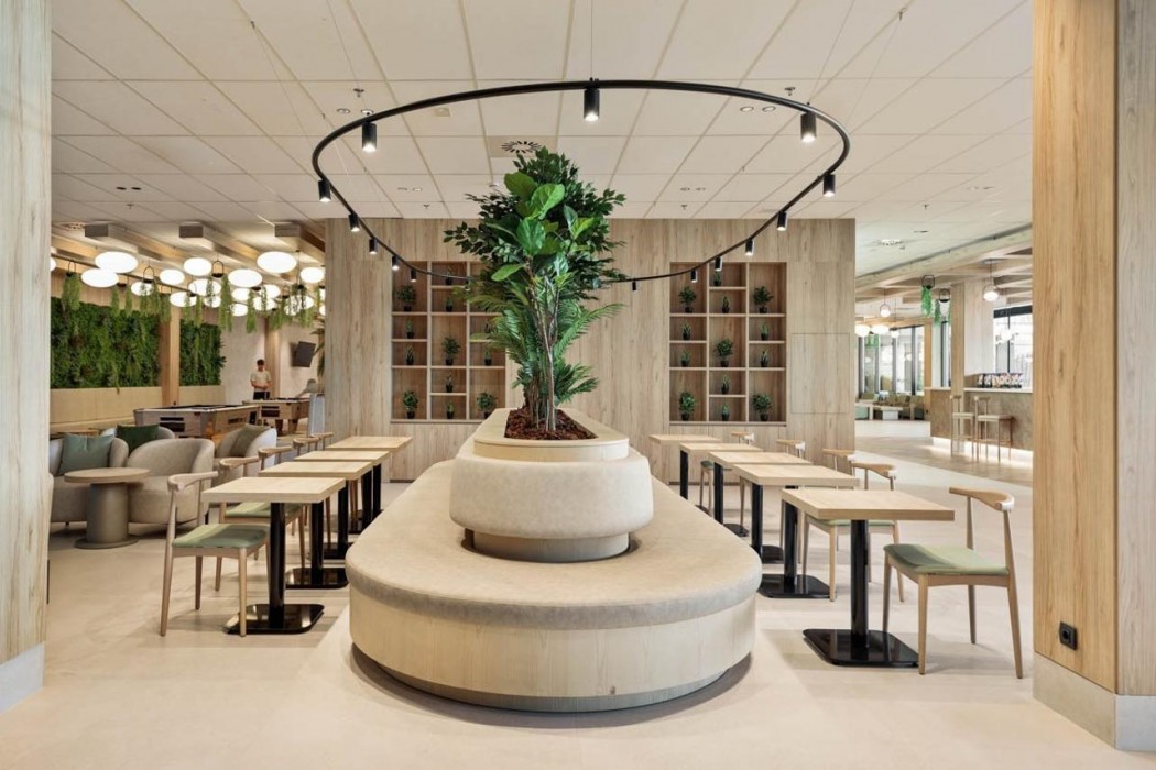 Best Triton Hotel 28/72