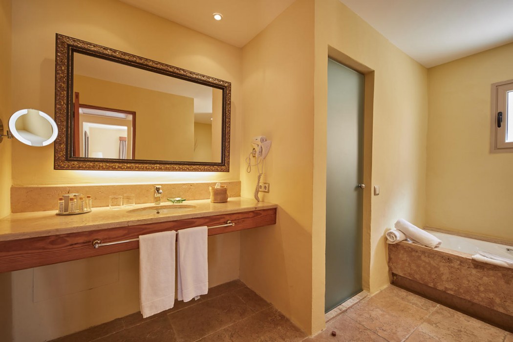 Pula Suites Boutique Resort 12/97