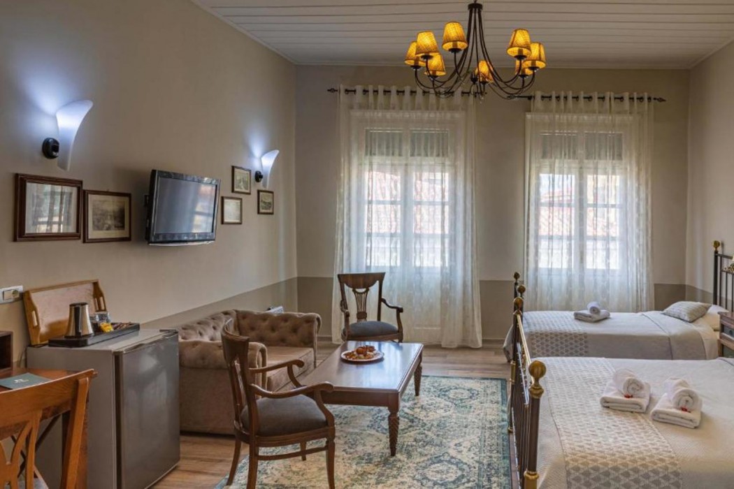 Althaia Pension 8/27