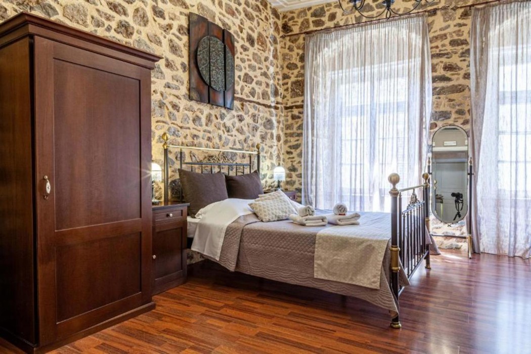 Althaia Pension 10/27