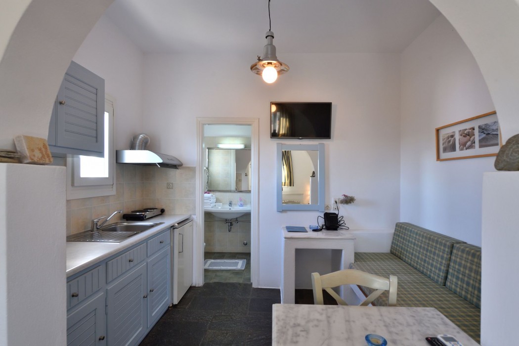 Kalypso Studios & Apartments 12/18