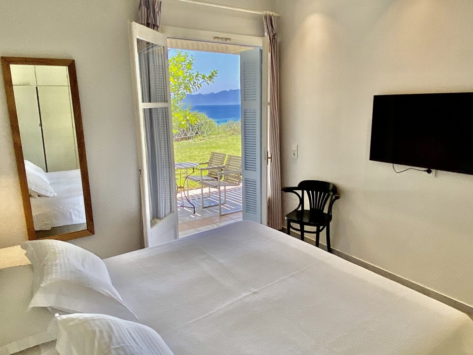 Armonia Bay Hotel 7/48