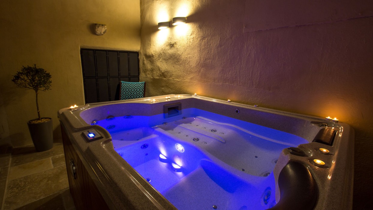 Allegory Boutique Hotel 30/100