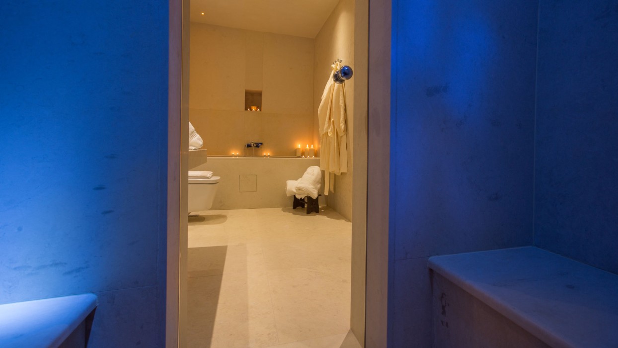 Allegory Boutique Hotel 64/100