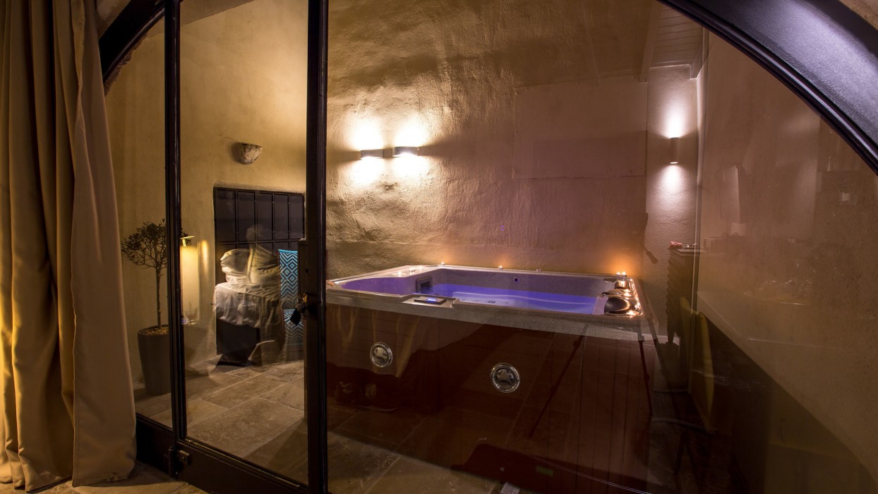 Allegory Boutique Hotel 60/100