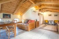 Bella Vista Apartments And Studios 16/68