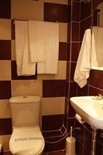 Hotel Ilisia 24/68